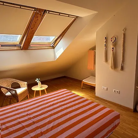 Duplex Calle Cuba شقة *